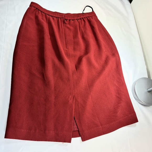 Vintage Donna Morgan Red Skirt Suit Set Business Career Casual Size 10 - Picture 16 of 16